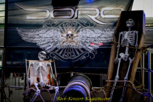 Die Metal Queen auf Metal Cruise