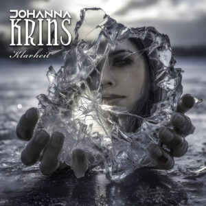 Debütalbum „Klarheit“ — Johanna Krins gibt dem deutschen Metal eine neue Stimme