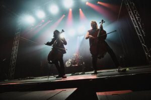 4.000 Besucher feiern ausverkauftes METAL HAMMER Paradise