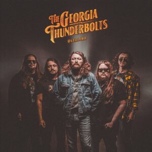 Die Georgia Thunderbolts dimmen das Licht für ihren Abschiedssong, Overlord.