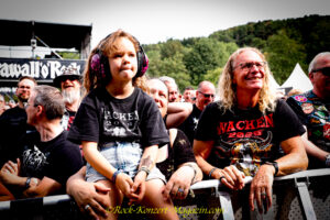 Eröffnung beim Krawall’O’Rock am Freitag mit Sonne und ausverkauftem Haus