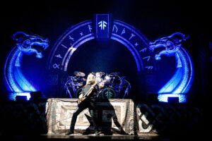 Amon Amarth auf der „The Allfather Awakens“-Tour